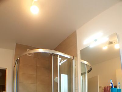 RÉNOVATION PARTIELLE D’UNE SALLE D’EAU - VALLAURIS - 2,5 SEMAINES - 2018